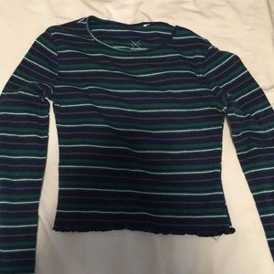 Long sleeve cropped shirt